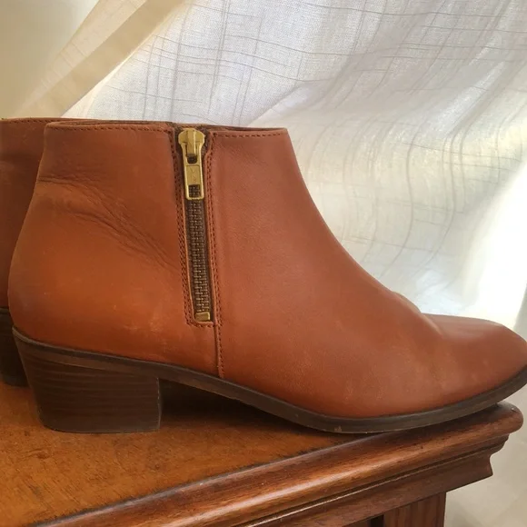 J Crew cognac ankle boot - Picture 3 of 9
